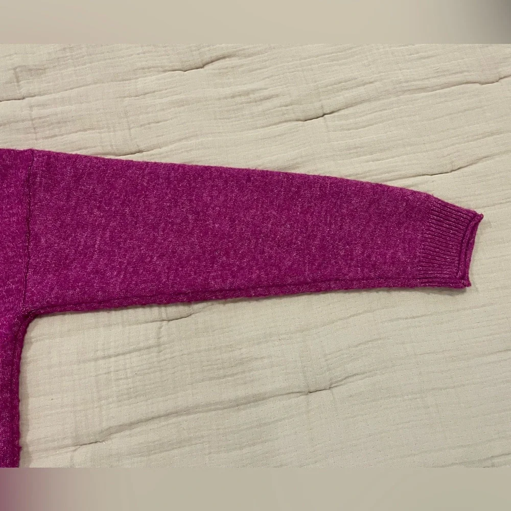 Lucky Brand Fuchsia V-neck Sweater Small Petite - Picture 11 of 14